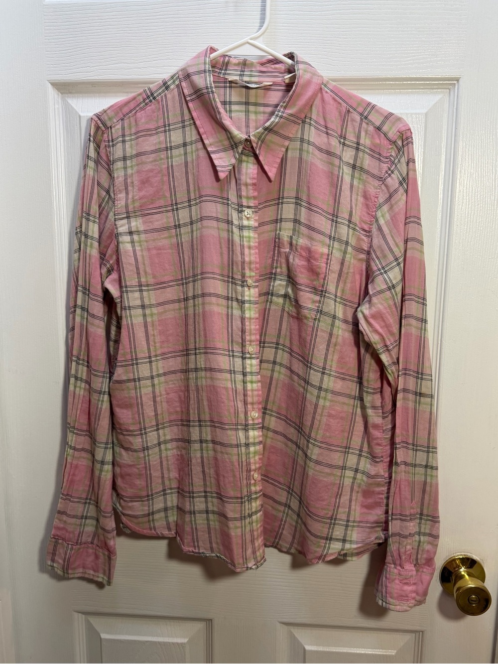 American Eagle Outfitters Pink Plaid Button-Down Shirt 100% Cotton